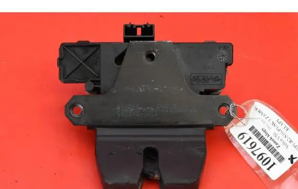 Volvo V50 Tailgate/trunk/boot lock/catch/latch 4N51A442A66AK