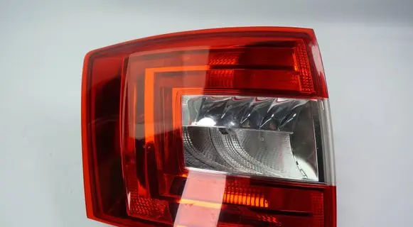 Skoda Octavia Mk3 (5E) Rear/tail lights 5E9945095 5E9945111