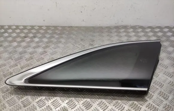 KIA Sorento Rear side window