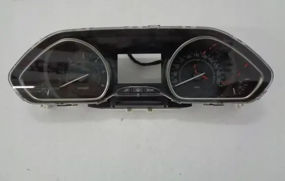 Peugeot 2008 I Speedometer (instrument cluster) 9824707480