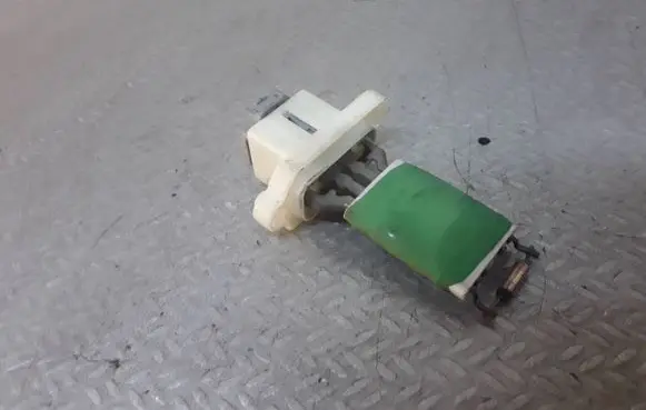 Ford Focus Heater blower motor/fan resistor 