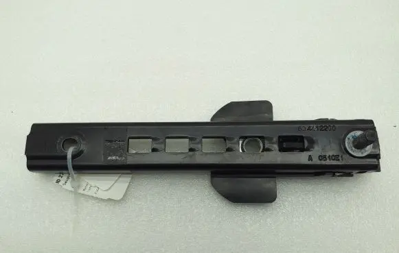 Ford Kuga I Seat belt adjustment rail 8V41S611C46AA