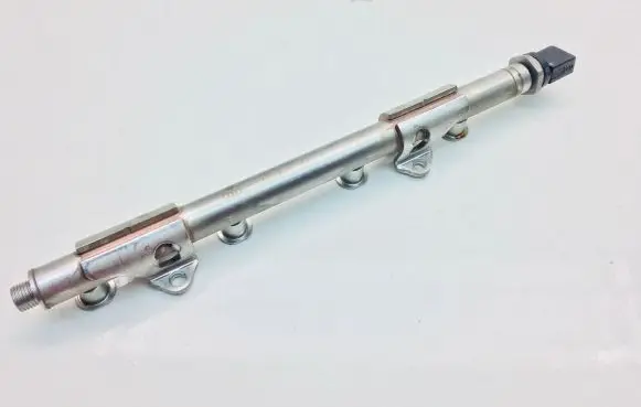 Volkswagen Caddy Fuel main line pipe 04E133320D 06J906051E