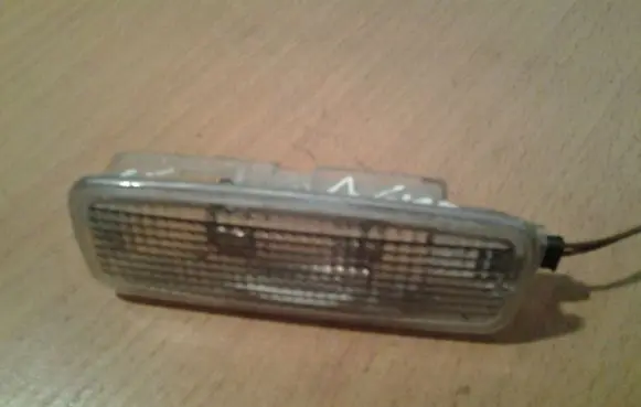Audi A6 S6 C5 4B Other interior light 8L0947105A