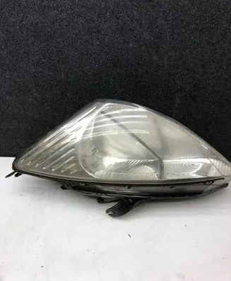 Ford Focus Headlight/headlamp 205676b