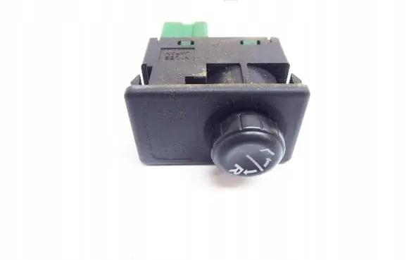Nissan Primera Wing mirror switch