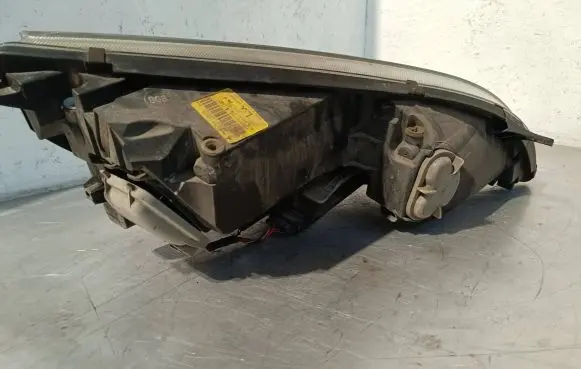 Mitsubishi Colt Headlight/headlamp