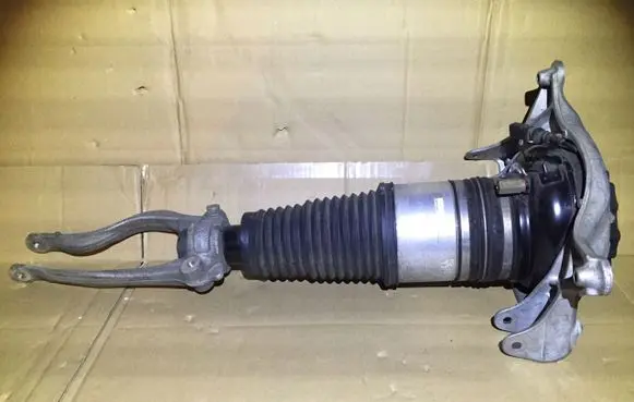 Porsche Macan (95B) Front shock absorber/damper 
