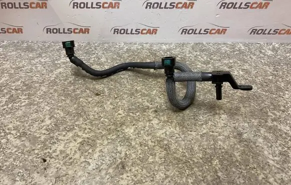 Jaguar S-Type Fuel line pipe