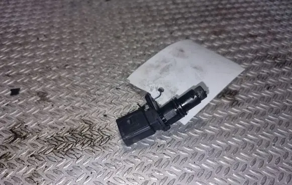 Volkswagen Transporter - Caravelle T5 Crankshaft position sensor 070907601A
