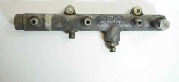 Audi A6 S6 C6 4F Fuel main line pipe 059130090J