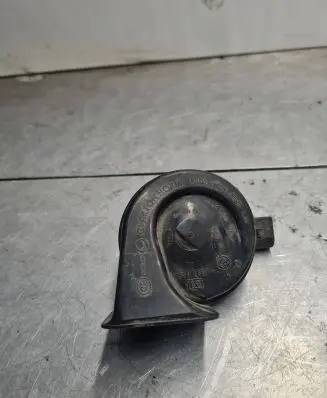 Volkswagen Transporter - Caravelle T5 Horn signal E9703881157