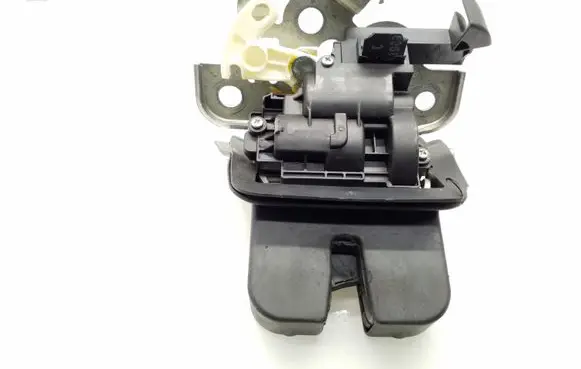 Audi A4 S4 B8 8K Tailgate/trunk/boot lock/catch/latch