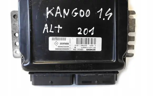Renault Kangoo I Engine control unit/module 8200230495