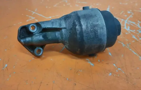 Volkswagen Fox Oil filter cover 03D115403D