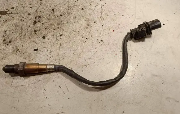 BMW 3 F30 F35 F31 Lambda probe sensor 7791600 0281004018