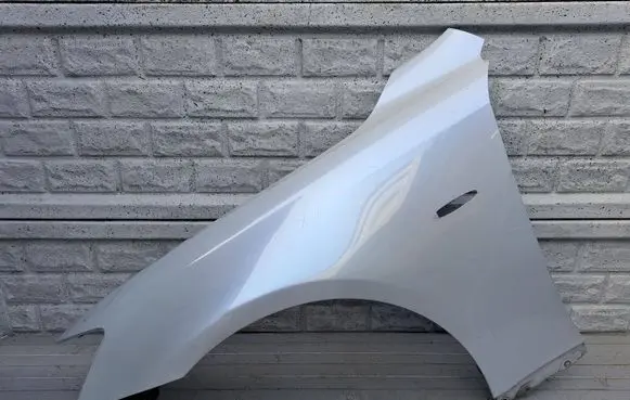 Lexus IS 220D-250-350 Fender
