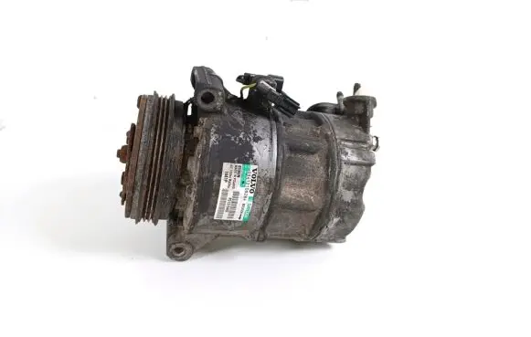 Volvo S60 Air conditioning (A/C) compressor (pump) 31315453