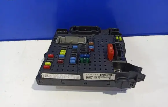 Volvo XC90 Fuse module 31314469 30786646