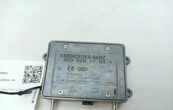 Mercedes-Benz CLK A209 C209 Antenna control unit 2038201785