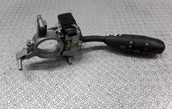 Mercedes-Benz B W245 Wiper control stalk A1695450010