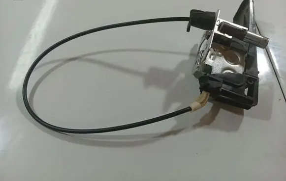 Opel Astra H Seat back rest lock catch 