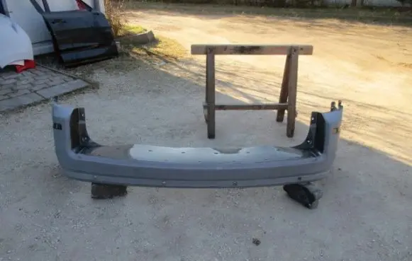 Chrysler Town & Country V Rear bumper