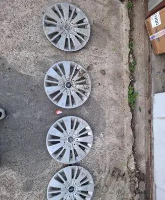Ford Focus R16 wheel hub/cap/trim F1EC1130B1A