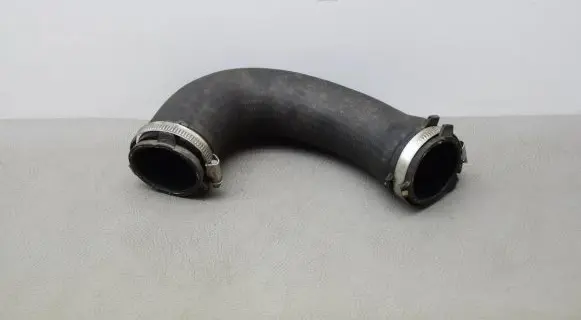 Audi A4 S4 B8 8K Intercooler hose/pipe 8K0145709H