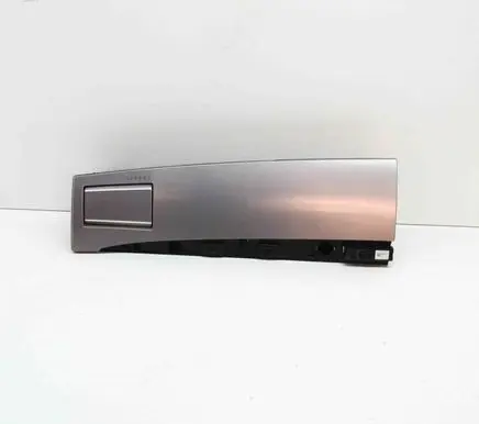 Dashboard glove box trim