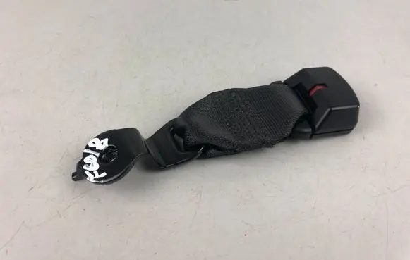 Mini Cooper Countryman F60 Rear seatbelt buckle 7469273