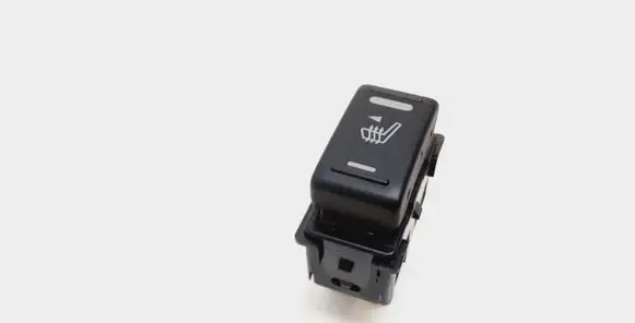 Nissan Navara D40 Seat heating switch