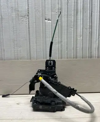 Mercedes-Benz E W213 Front door lock A0997206801 A2220063999