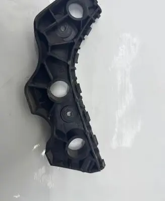 Volkswagen PASSAT CC Front bumper mounting bracket 3C8807183A