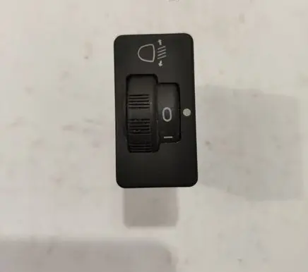 Citroen Xsara Picasso Headlight level height control switch M8126