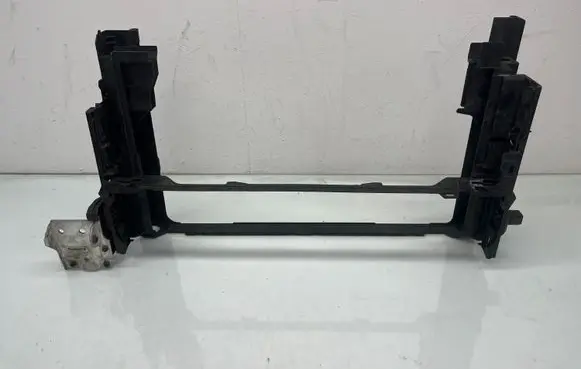 BMW 5 F10 F11 Radiator support slam panel 7804617
