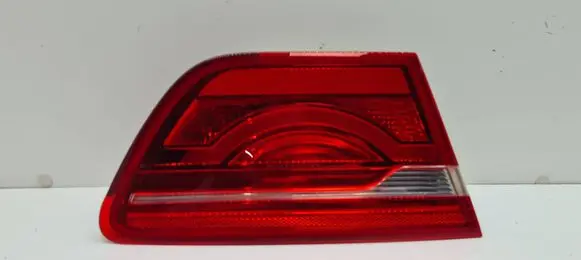 Jaguar XE Tailgate rear/tail lights 1973390