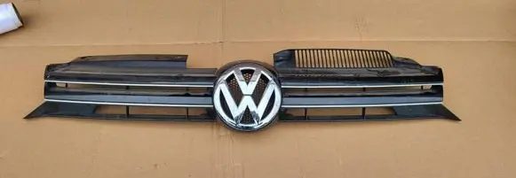 Volkswagen Golf VI Front grill 5K0853651A