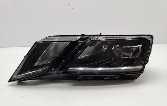 Skoda Octavia Mk3 (5E) Headlight/headlamp 5E1941015D