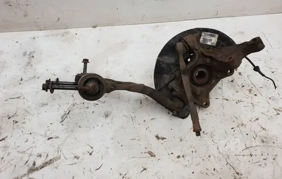 Volvo XC90 Front wheel hub spindle knuckle P30794876 T107541
