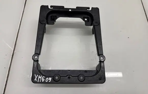 BMW XM Other center console (tunnel) element 9399769