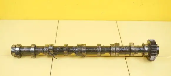 Volkswagen Golf VI Camshaft CFF