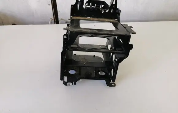 Audi A6 S6 C6 4F Sound amplifier holder/bracket 4F0035209