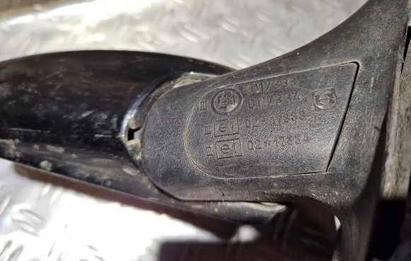 Ford Escort Manual wing mirror 38940 0117334 0117333