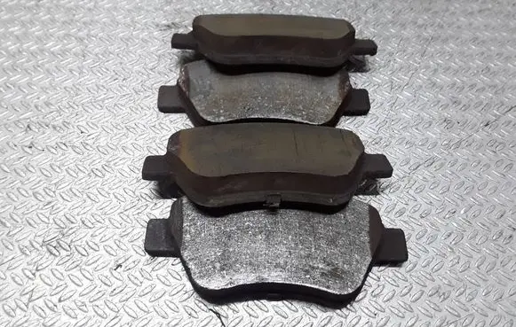 Fiat Punto (188) Brake pads (front) 