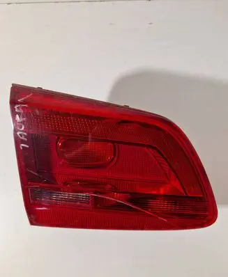 Volkswagen Touran II Tailgate rear/tail lights 1T0945093 072020