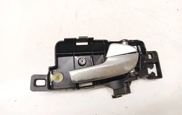 Rear door interior handle