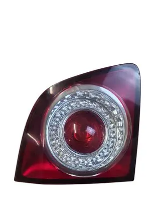 Tailgate rear/tail lights