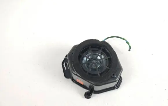 Mercedes-Benz E C207 W207 Parcel shelf speaker A2048202402 09709B0061 18517128