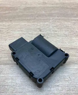 Audi A6 S6 C6 4F Air flap motor/actuator 4F0820511B 0132801369